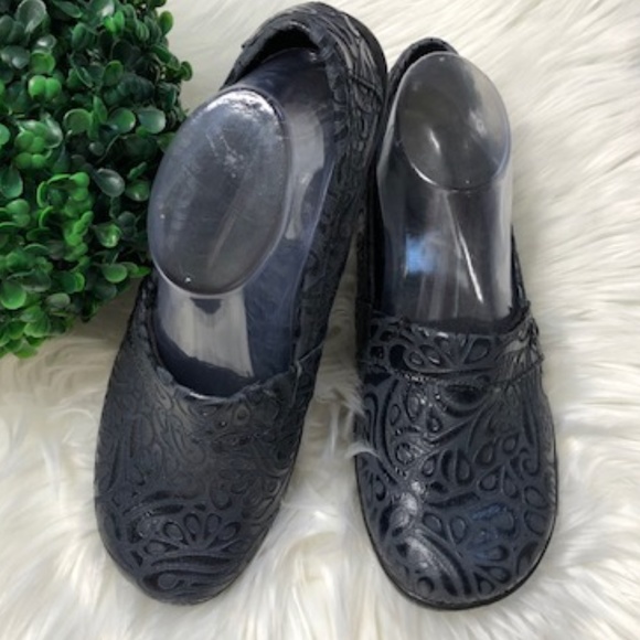 b.o.c. Shoes - B.O.C. Navy Embossed Howell Slip On Flats